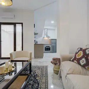 https://apartamento-a-museo-casco-historico.es-andalucia.com